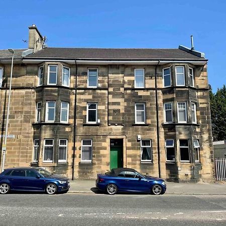 Large 2 Bed Near Glasgow Airport 페이즐리 외부 사진