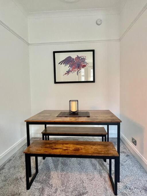 Large 2 Bed Near Glasgow Airport 페이즐리 외부 사진